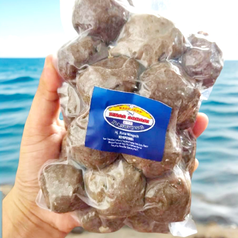 

Sinar bahari Baso ikan tuna SB hitam besar sedang 15 pcs