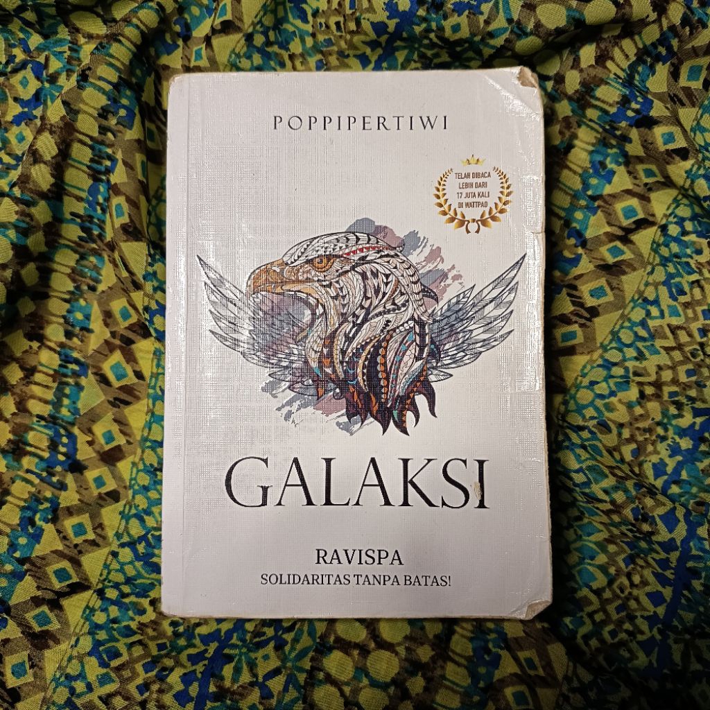 Preloved Novel Galaksi - Poppi Pertiwi