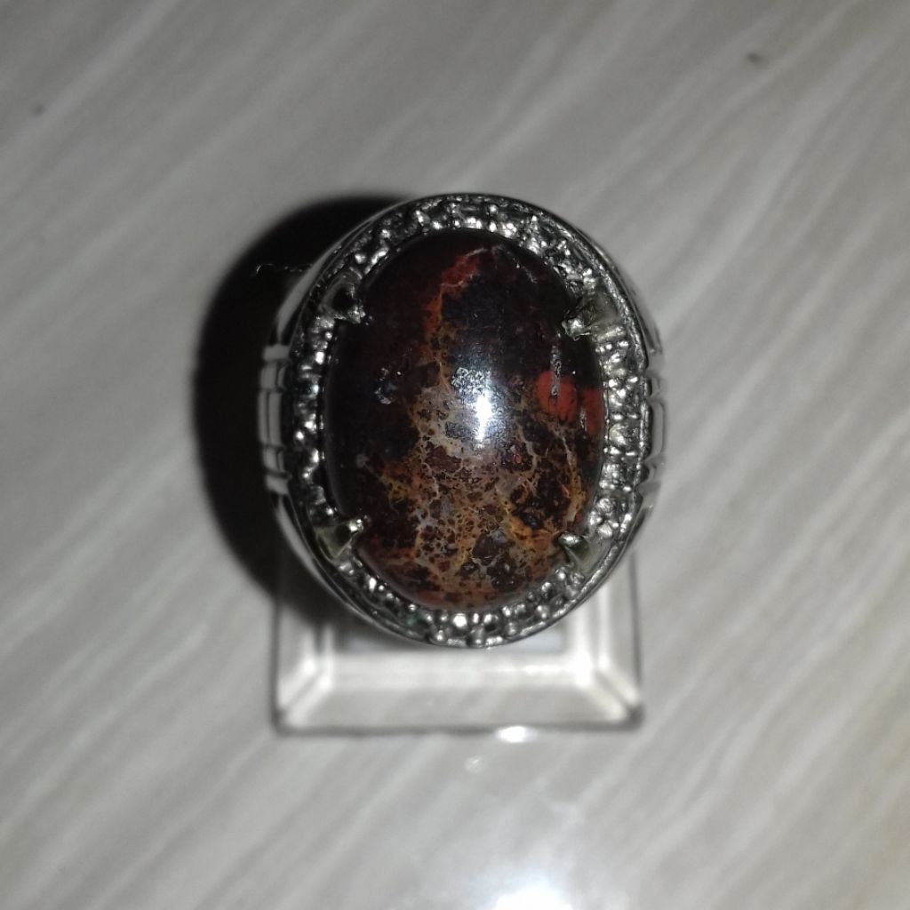 Natural Batu Badar Besi Corak Emas Nempel Magnet Kuat