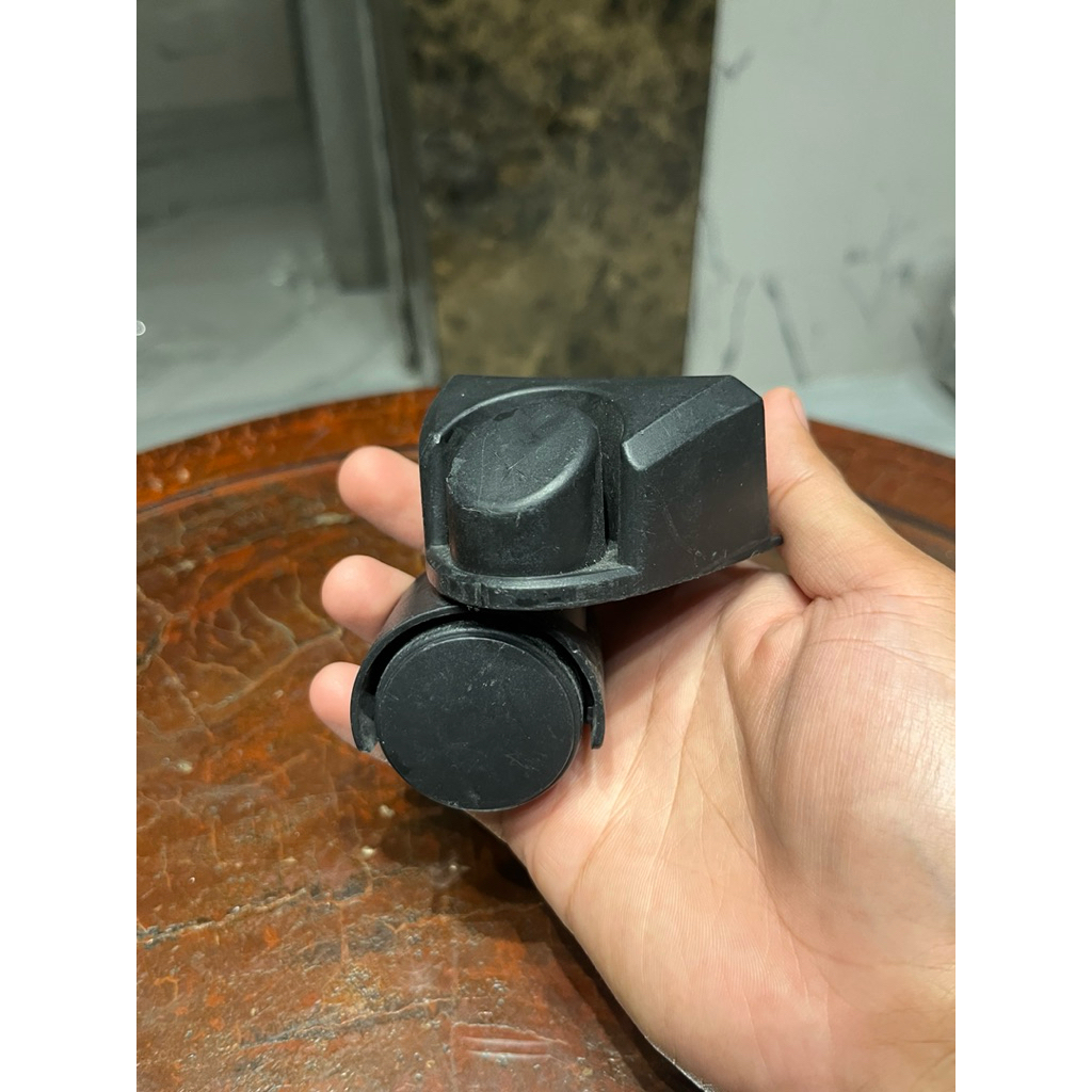 Roda Kursi Kantor Putar