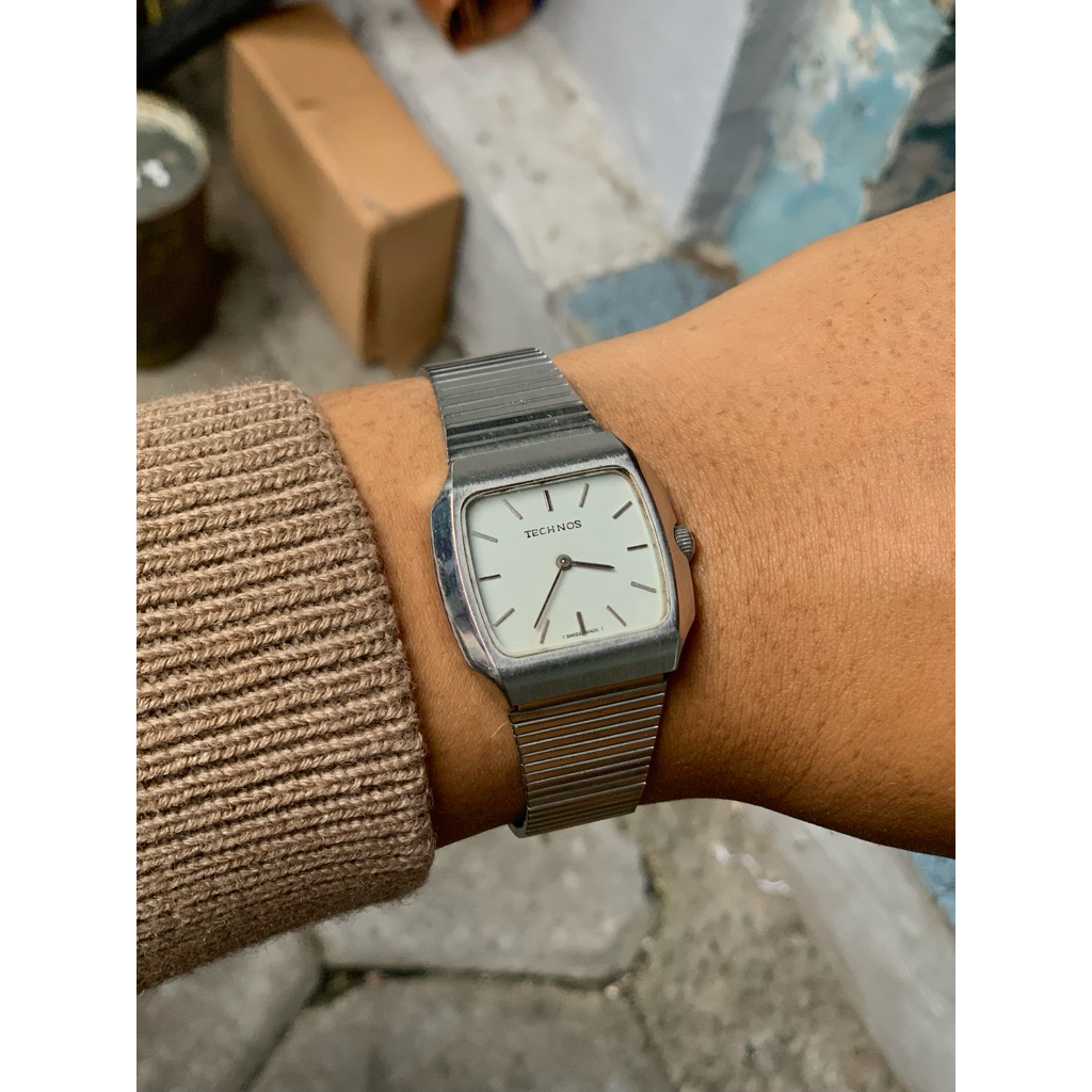 80’s TECHNOS Tank 17 jewels  Manual Winding Swiss Made