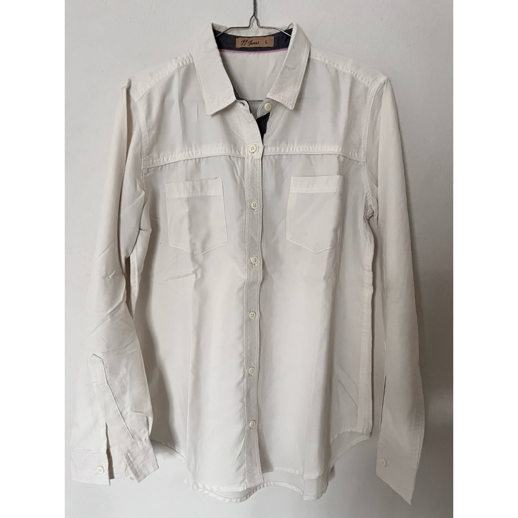 preloved Kemeja putih gading jj jeans