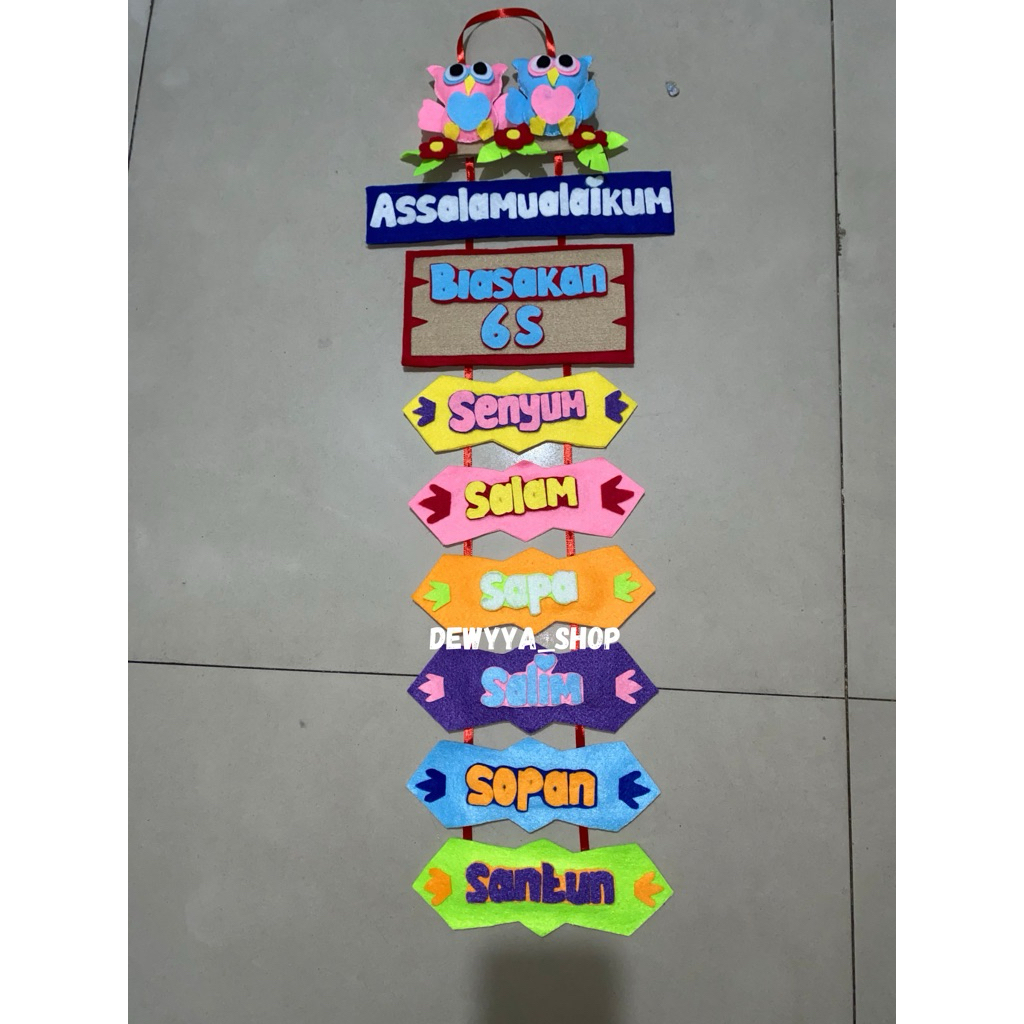 hiasan kelas biasakan 6s ada salam