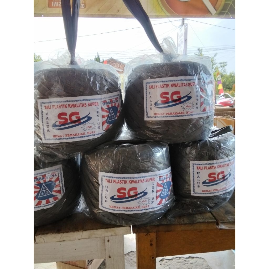 

grosir tali rafia 2 Gulung