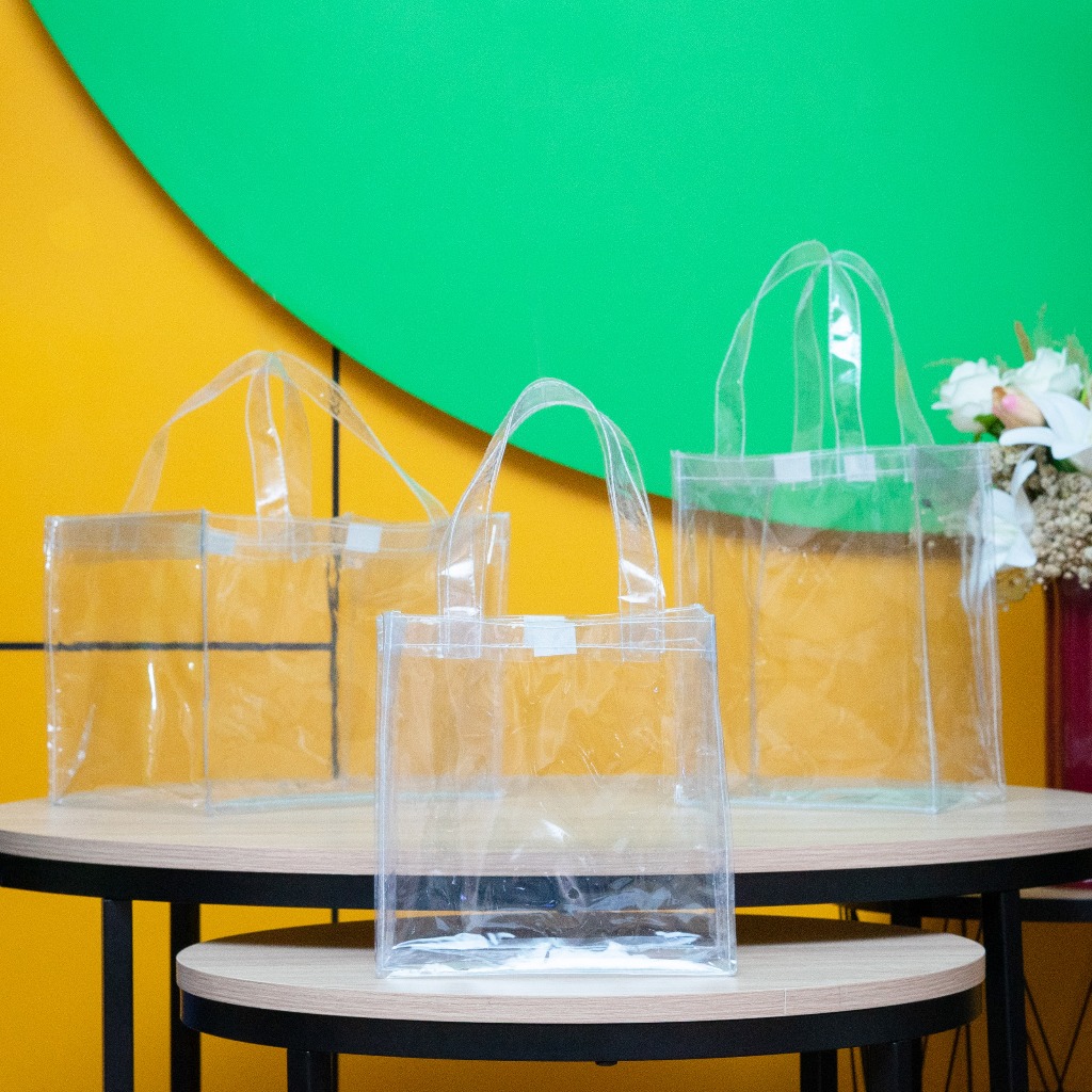 

Tas Tenteng Mika Transparant Premium Varian size tas hampers transparan banyak ukuran