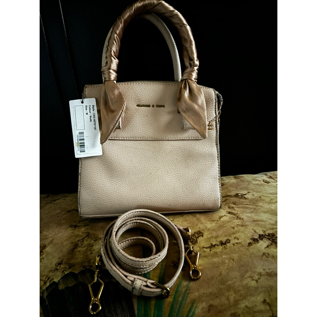 tas charles & keith