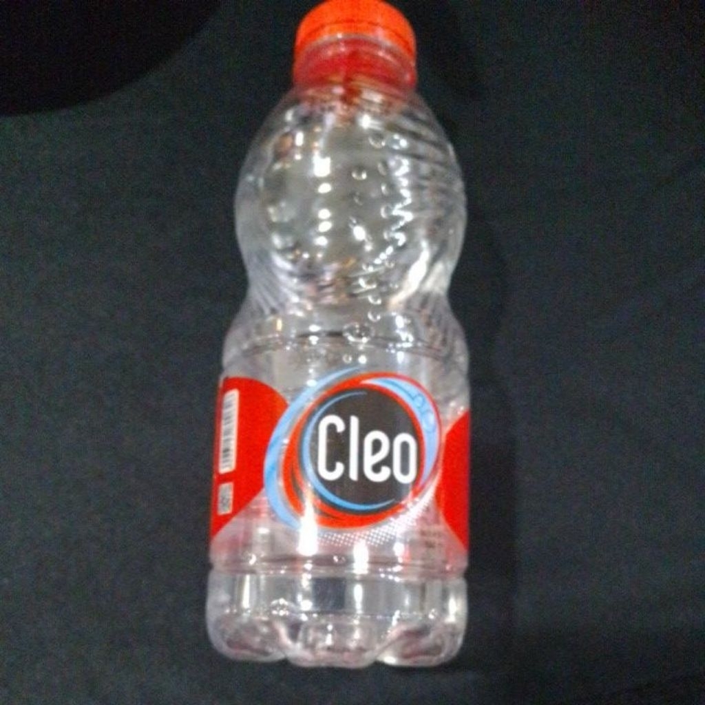 

Cleo BOTOL 330ml isi 24