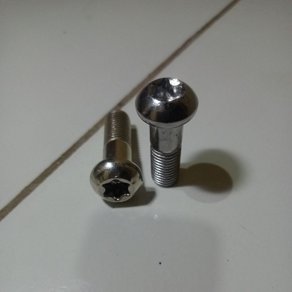 set baut L bintang kaliper yamaha Jupiter setandar ORI