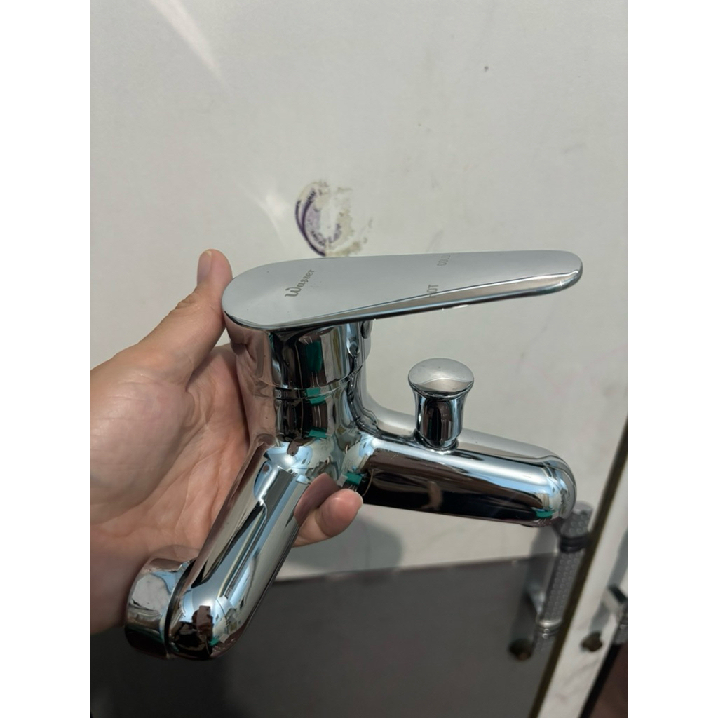 Kran Bath Tub | Kran Panas Dingin Wasser