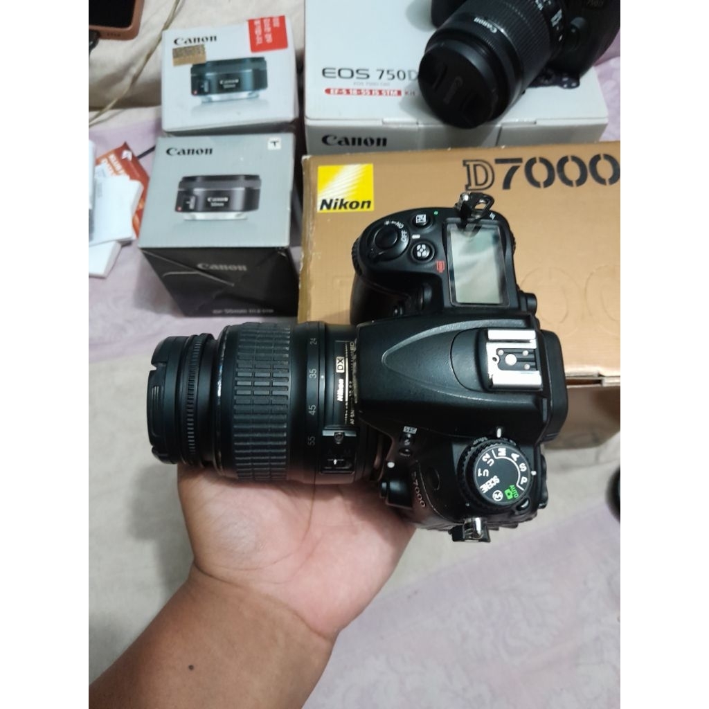 NIKON D7000 FULLSET BOX LENSA KIT