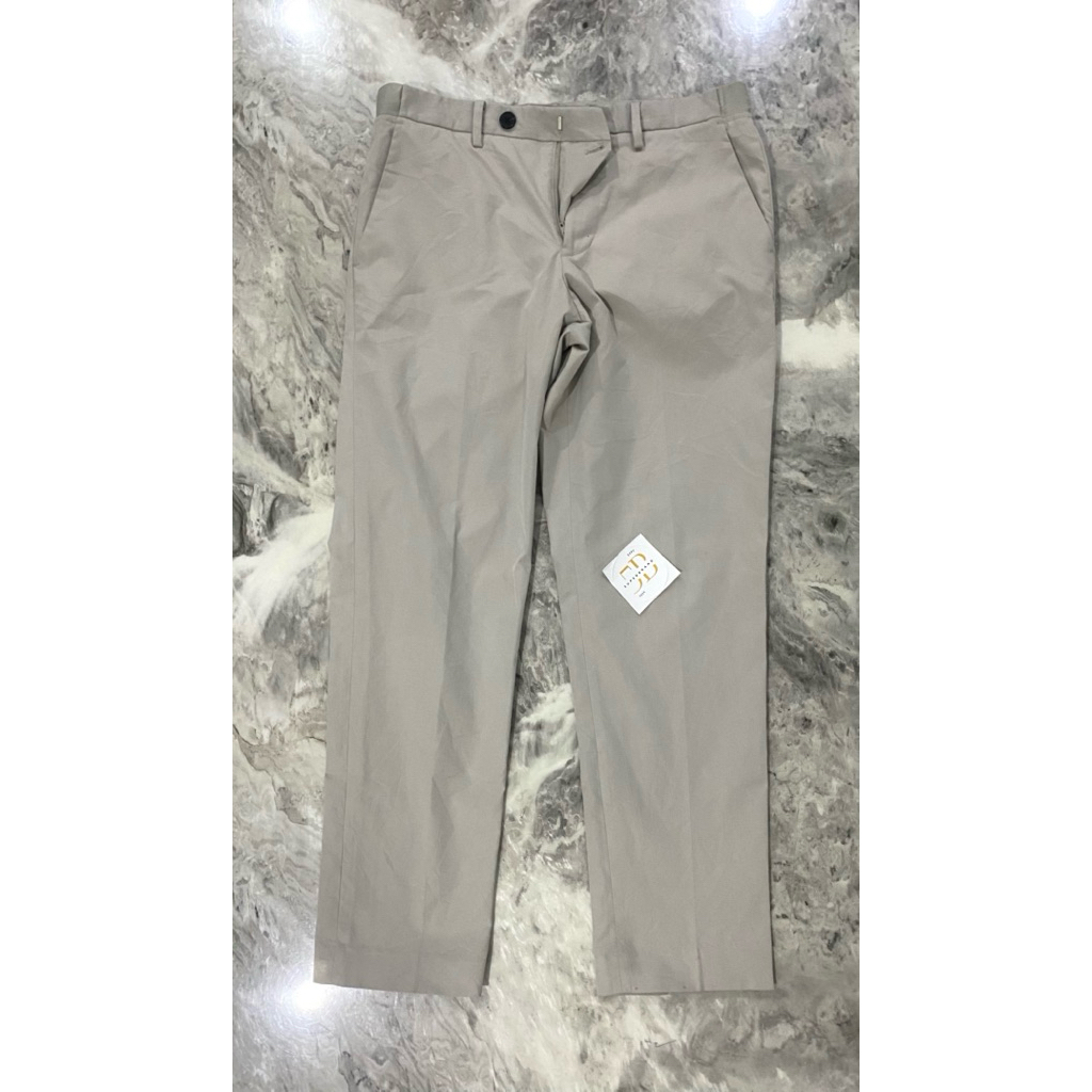 celana chino 8 second
