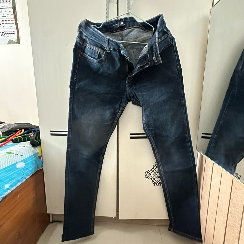 Blue Jeans Denim Tripl3 Slim Fit Size 31