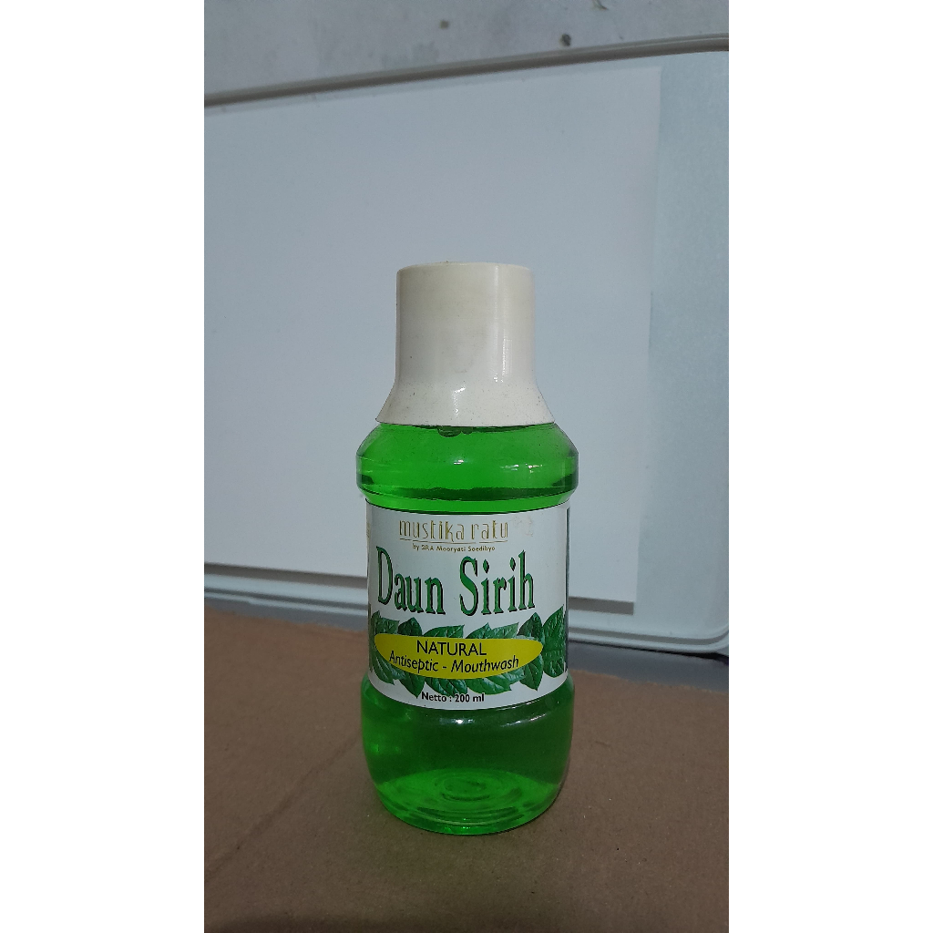 Mustika Ratu Obat Kumur Daun Sirih 200ML