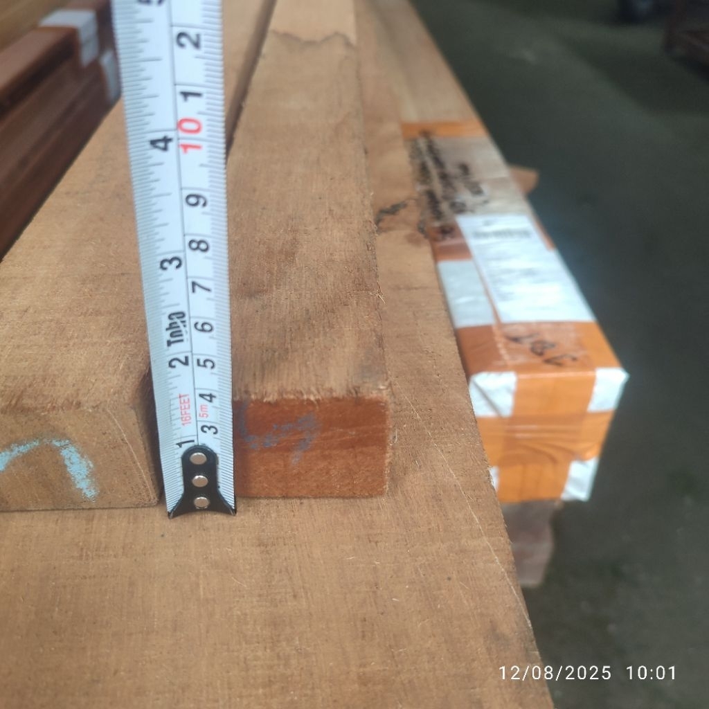 Bantalan Lantai Kayu Kaso Bengkirai Asli Kalimantan 4x6 x 200 - 400 cm