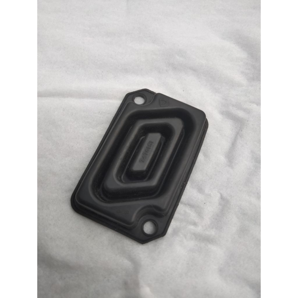 KARET TUTUP MASTER REM DEPAN SUZUKI SATRIA FUFI GSX R S DAN BANDIT ORIGINAL BYBRE