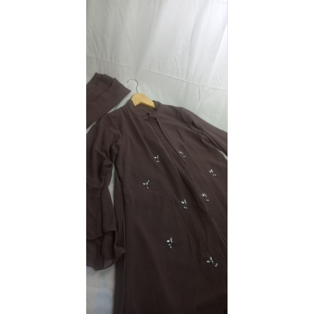Gamis Ceruti Coklat Polos Payet + Hijab