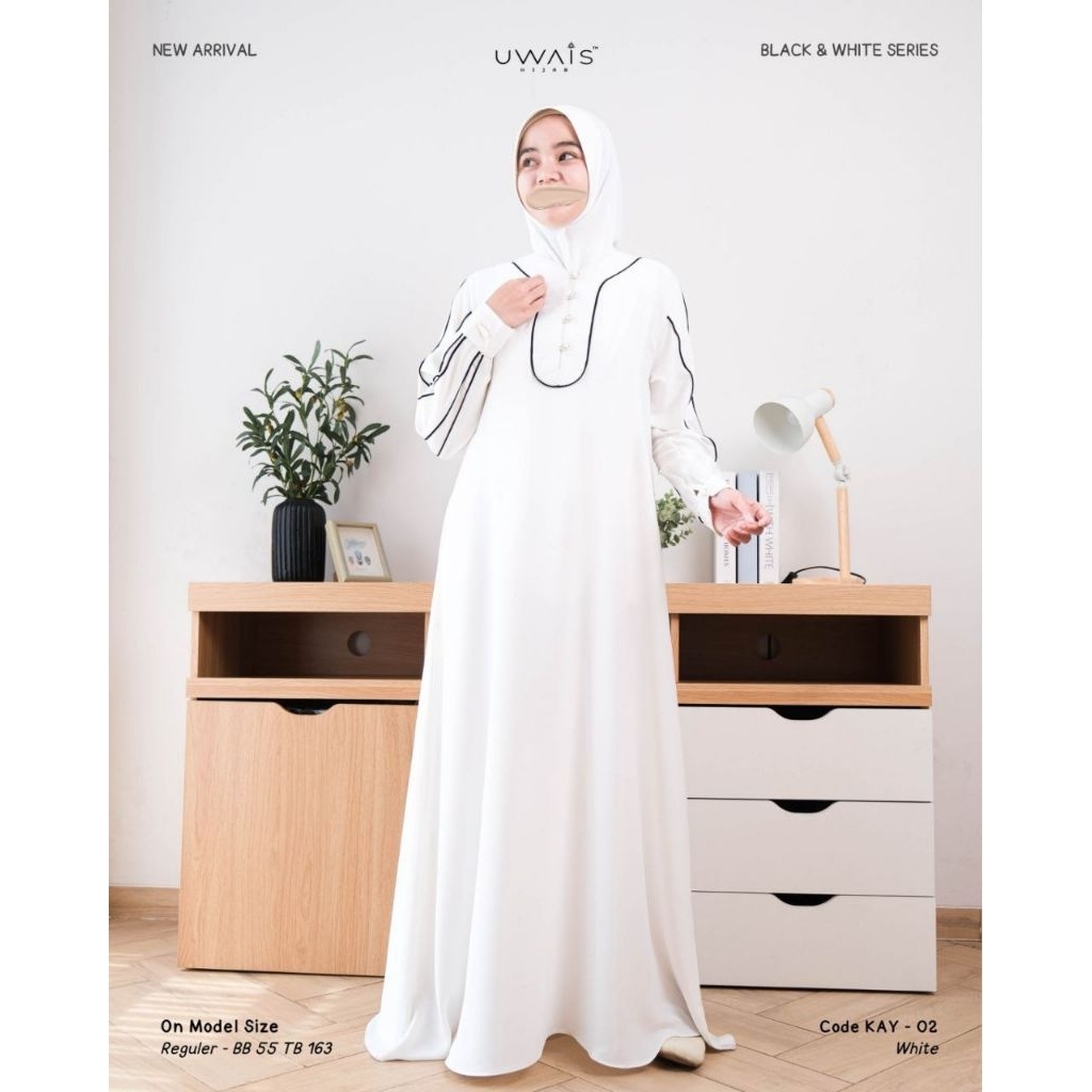 Kaysa Dress by Uwais Gamis Muslimah Haji Umroh Marbela Silk Anti Uv Polos Hitam Putih Jumbo Terbaru