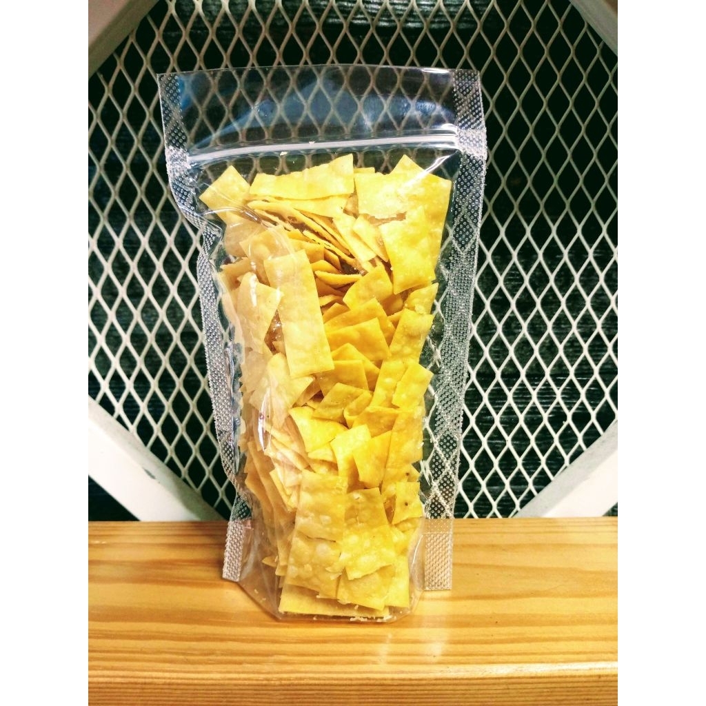 

PANGSIT GORENG DAUN JERUK RENYAH DAN GURIH