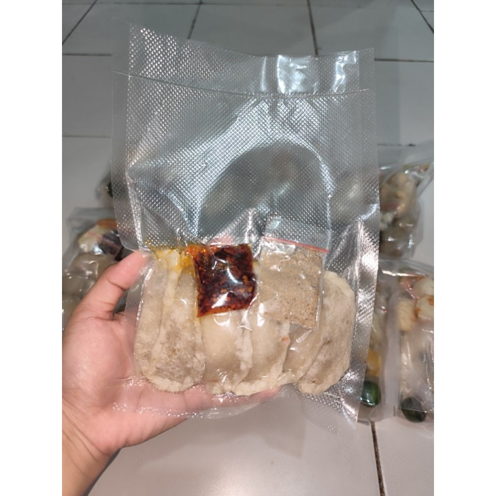 

Promo Cireng Ayam Pedas kecil isi 5pcs
