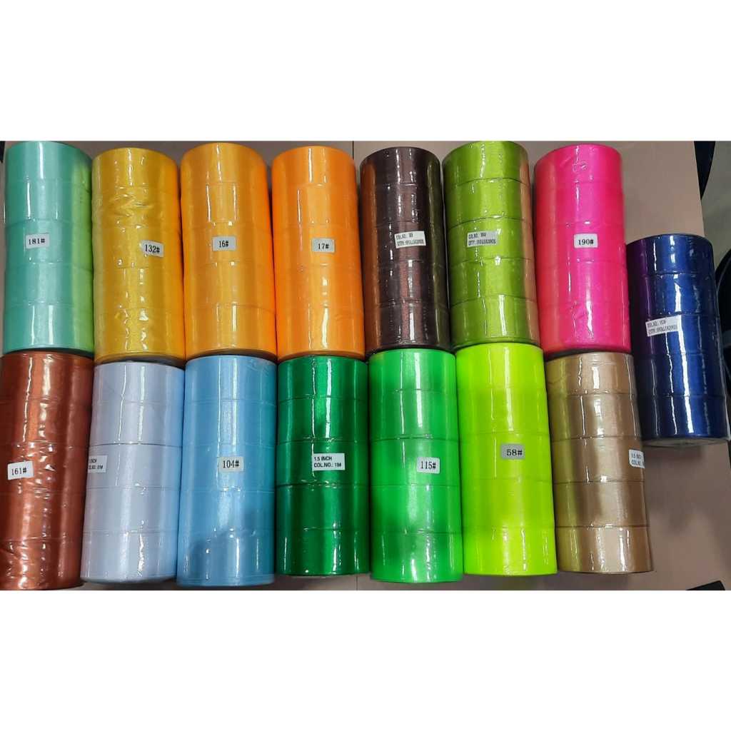 

Pita Satin 40mm atau 4cm Berbagai warna | Pita Kado | Pita satin Roll | Pita hampers | Pita Box | Pita List Baju / Pita Satin 4cm