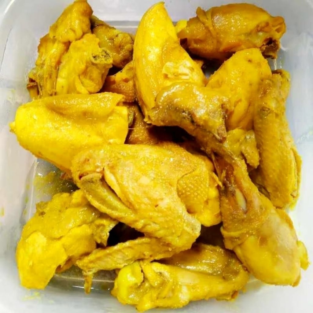 

Ayam Ungkep Bumbu Kuning 1 Ekor Potong 8