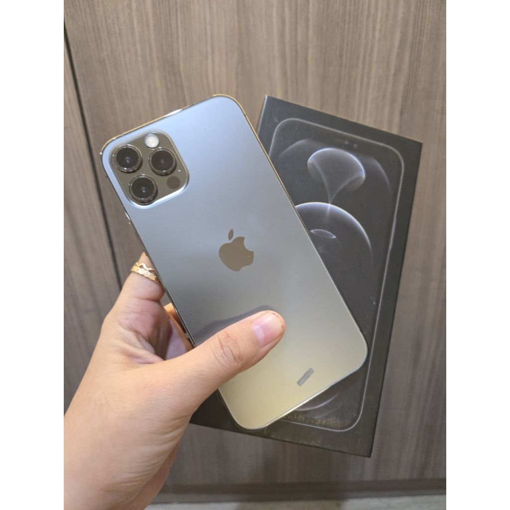Iphone 12 pro, 256 Gb, Ibox, bh 93%, garansi Ibox habis, seken