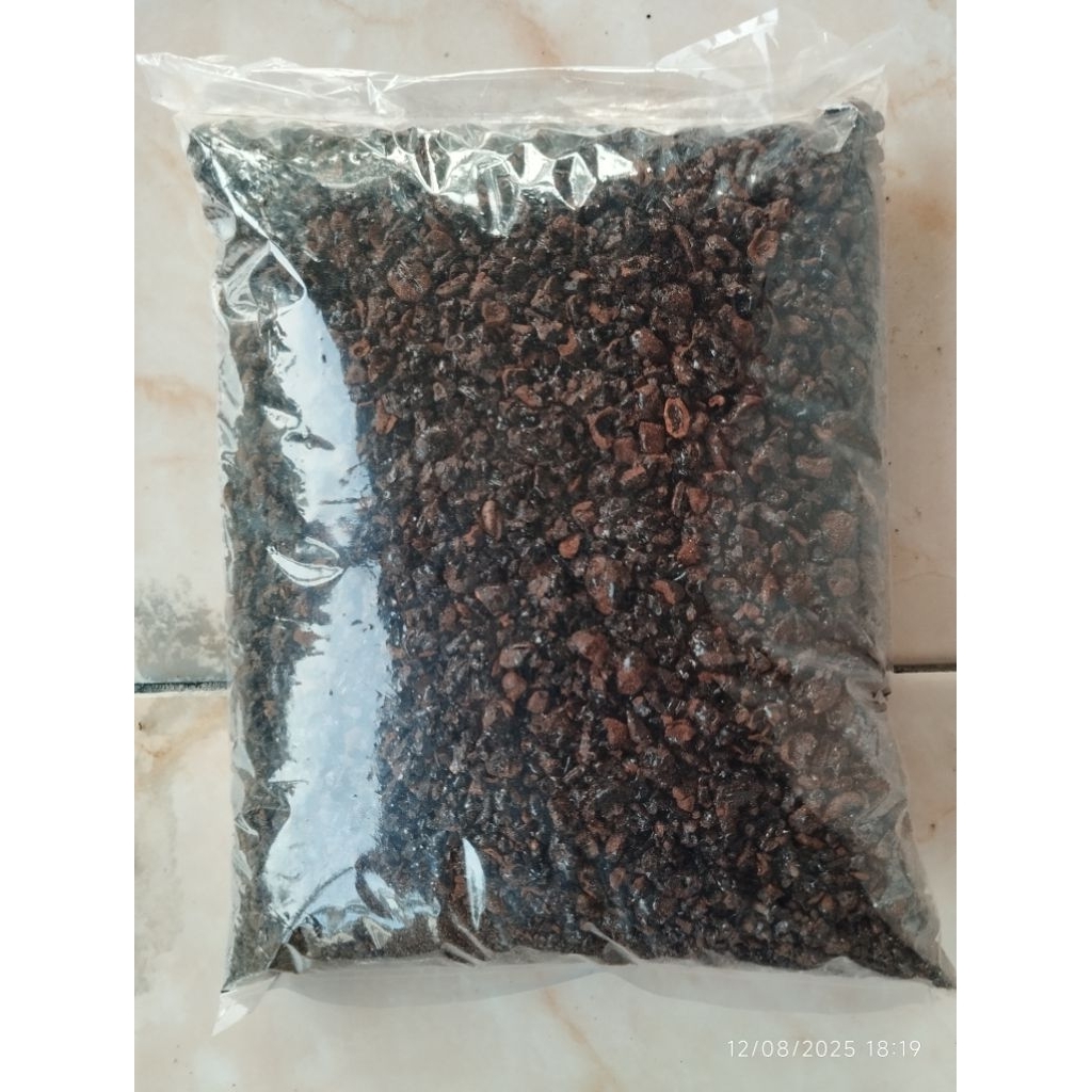 

Bubuk Kopi Kasar Khas Kota Jinieb - Aceh