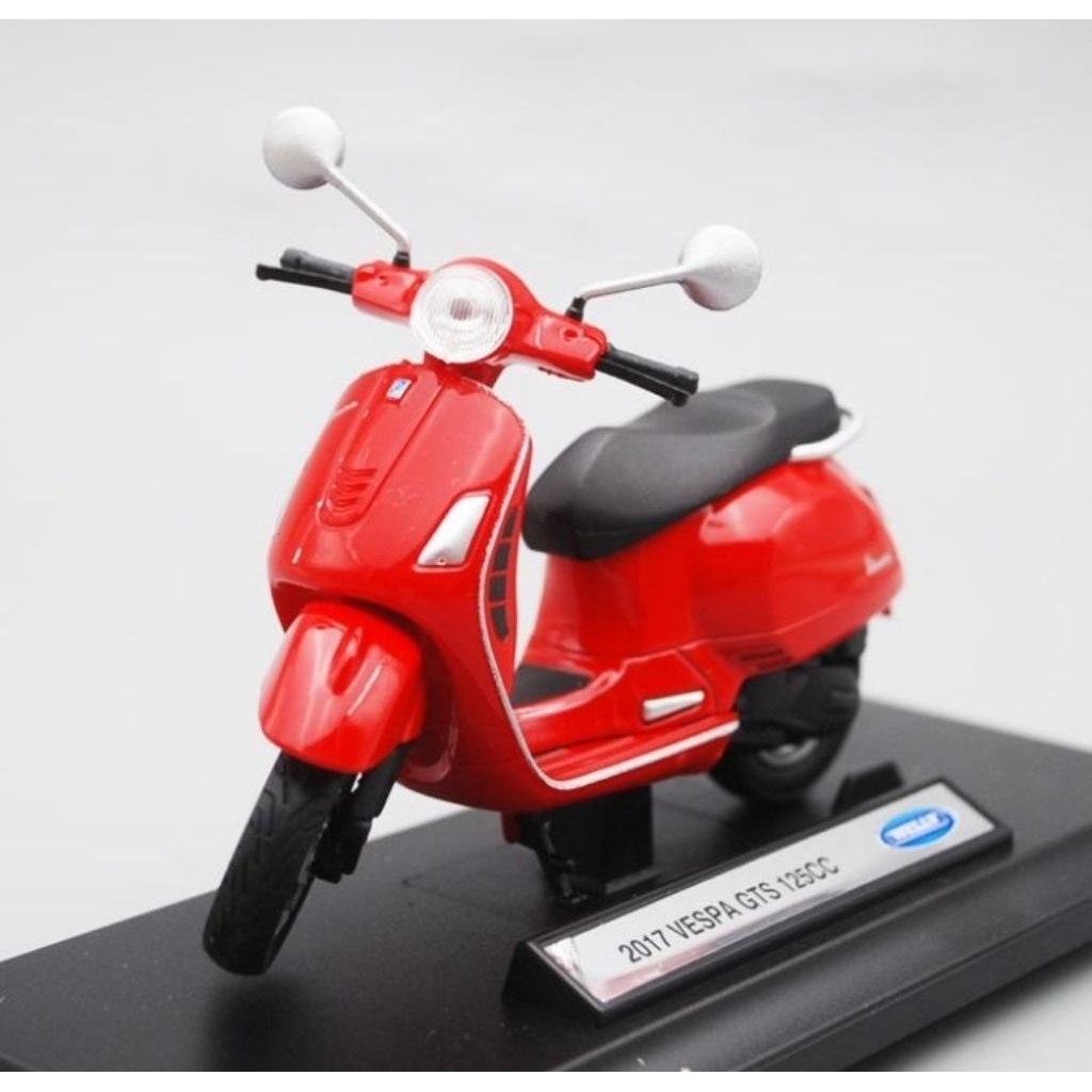 Diecast Welly 1:18 2017 Vespa GTS 125CC Merah