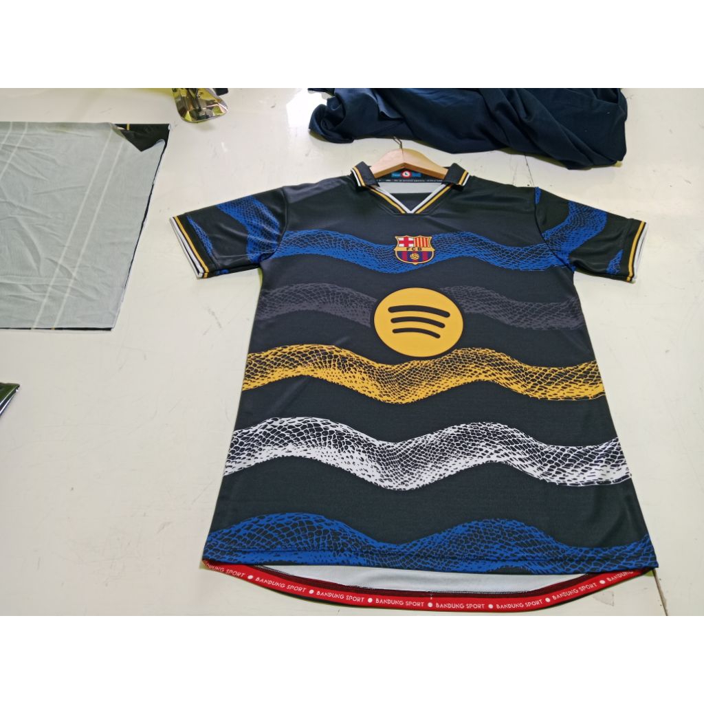 FERABLE Jersey Retro Barcelona Jersey Barcelona Kerah Wangki Jersey Barcelona Kekinian Jersey Barcel