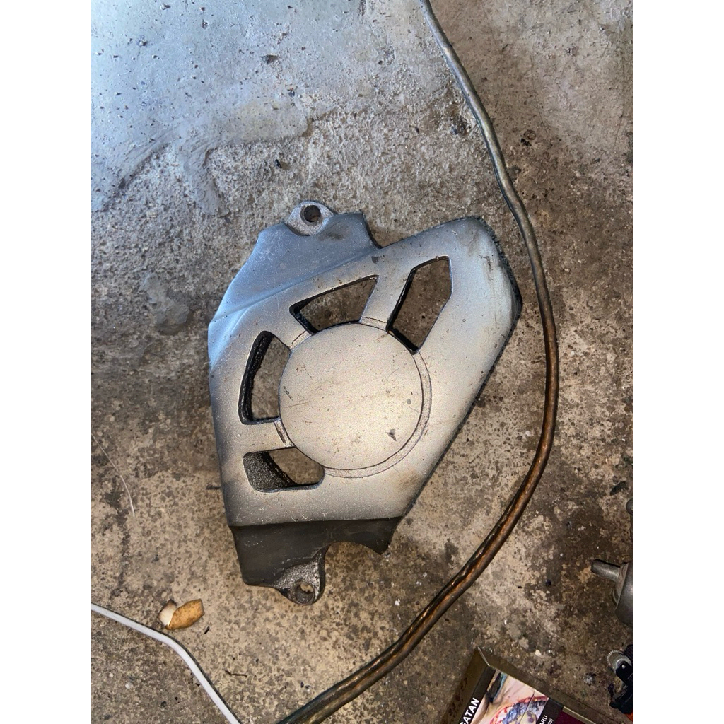 tutup gear depan variasi Megapro