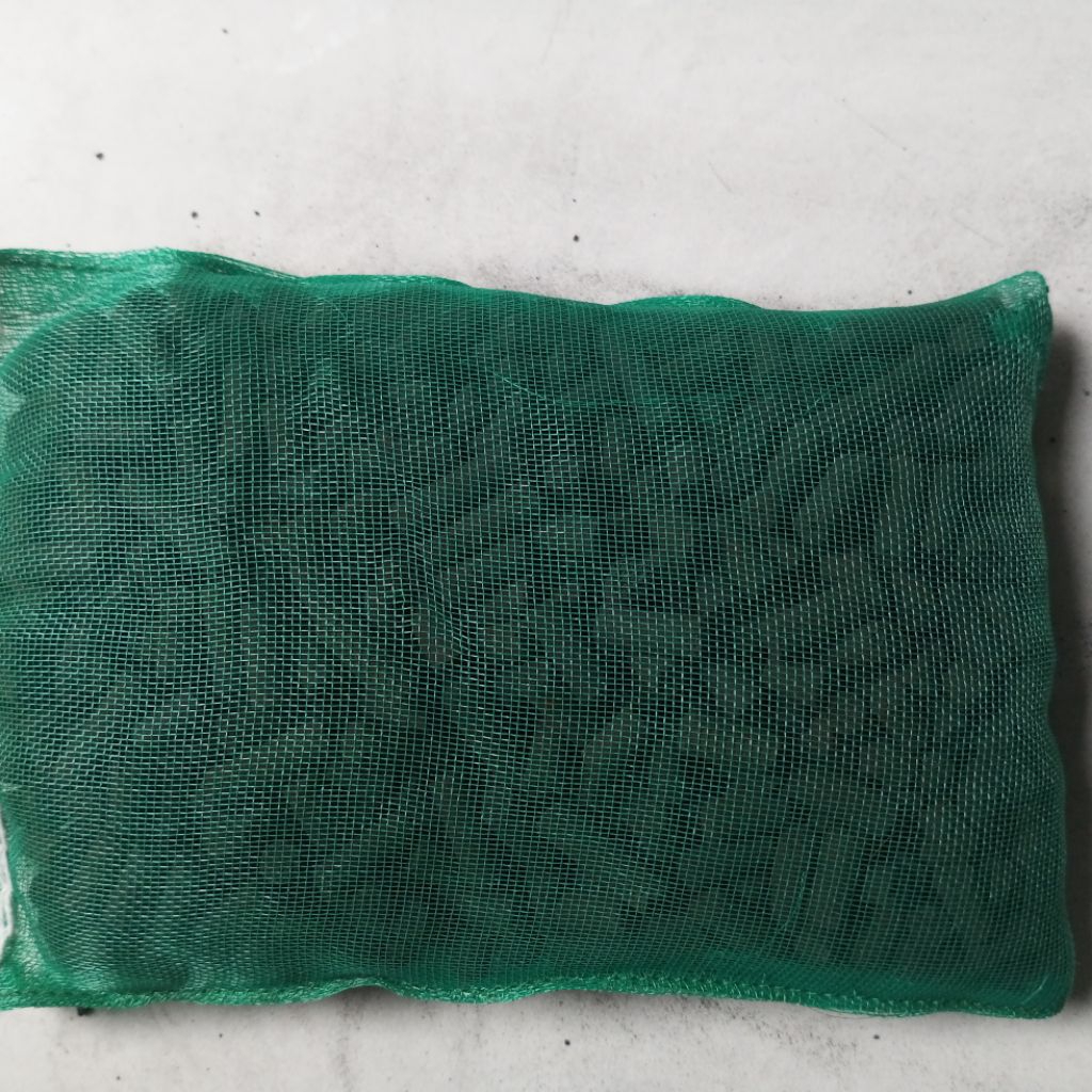 carbon aktif stick / carbon aktif kemasan jaring