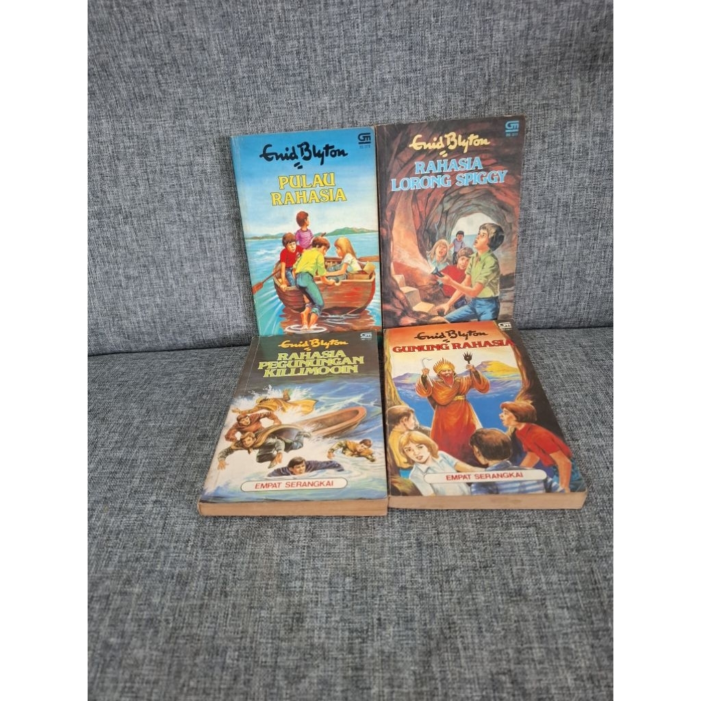 Serian Empat Serangkai 1 - 4  Enid Blyton Bekas Original