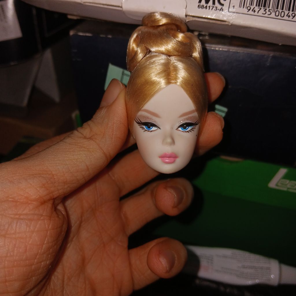 kepala barbie/ barbie silkstone/ kepala barbie silkstone/ kepala silkstone/barbie kolektor/ barbie c