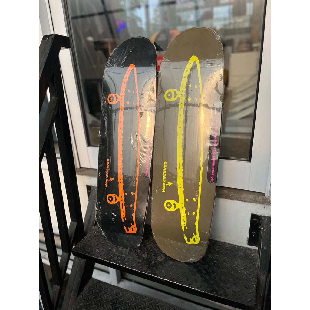 GIRL/ CRAILTAP SKATEBOARD DECK “CRAIL MIDNIGHT & BURNT”