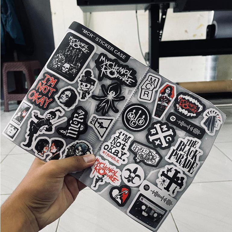 

Stiker Band MCR 28 Pcs Sticker Rock Anti Luntur Tahan Air Stiker HP Laptop Helm sudah terpotong