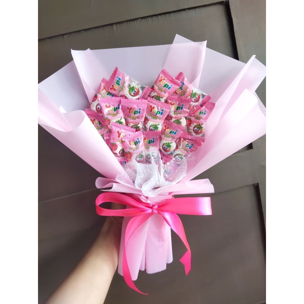 

Buket Yupi Love // Hadiah ulang tahun // Buket Love