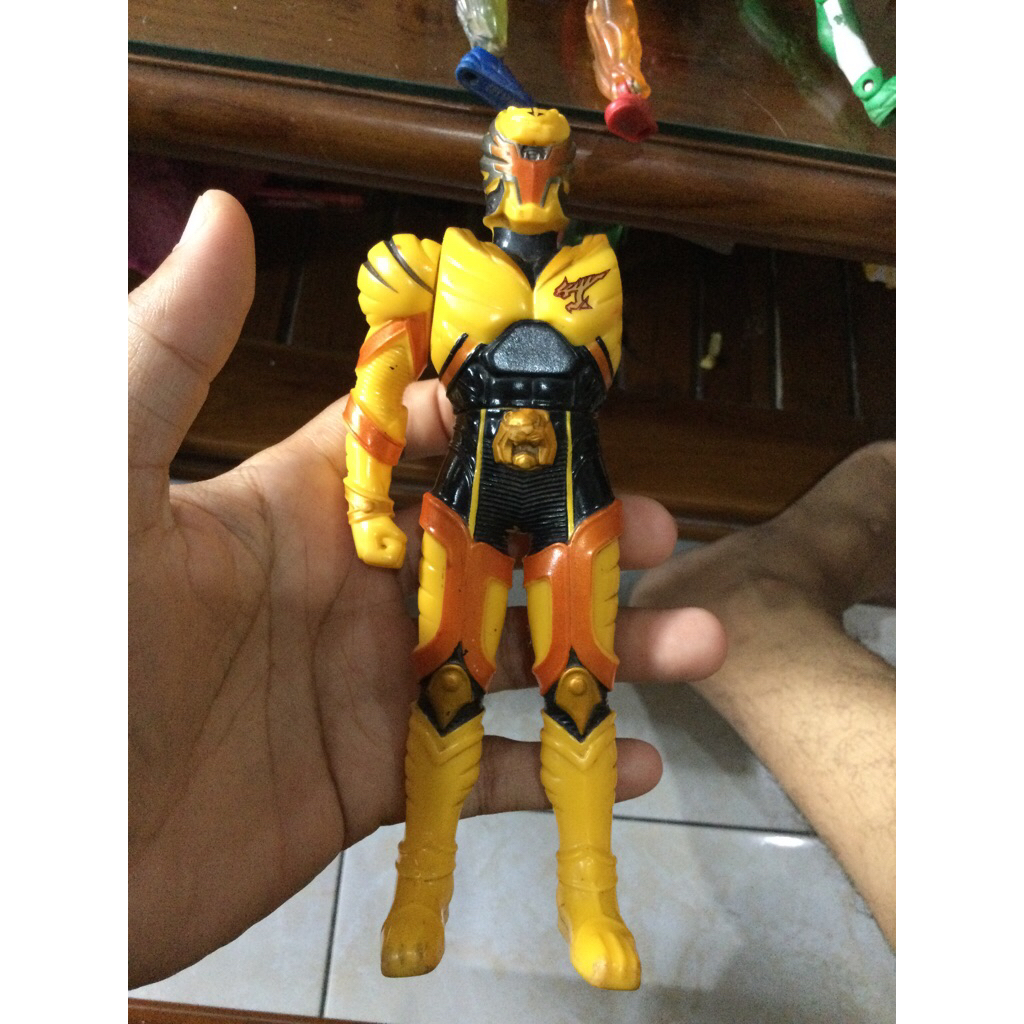 bima x torga figure kondisi minus tangan satu marking bandai sesuai foto keadaan