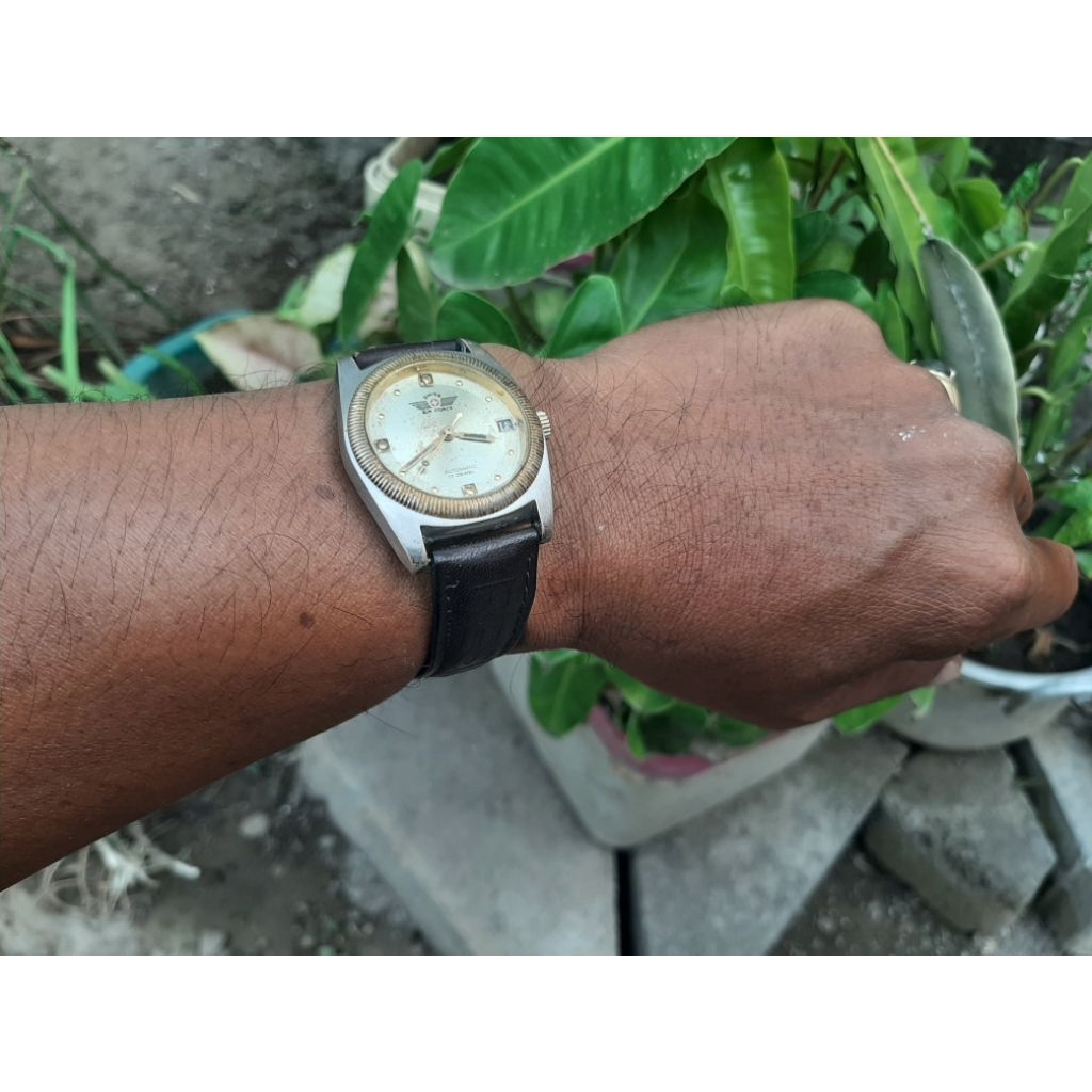 SWIIS AIR FORCE AUTOMATIC JAMTANGAN RARE VINTAGE Original