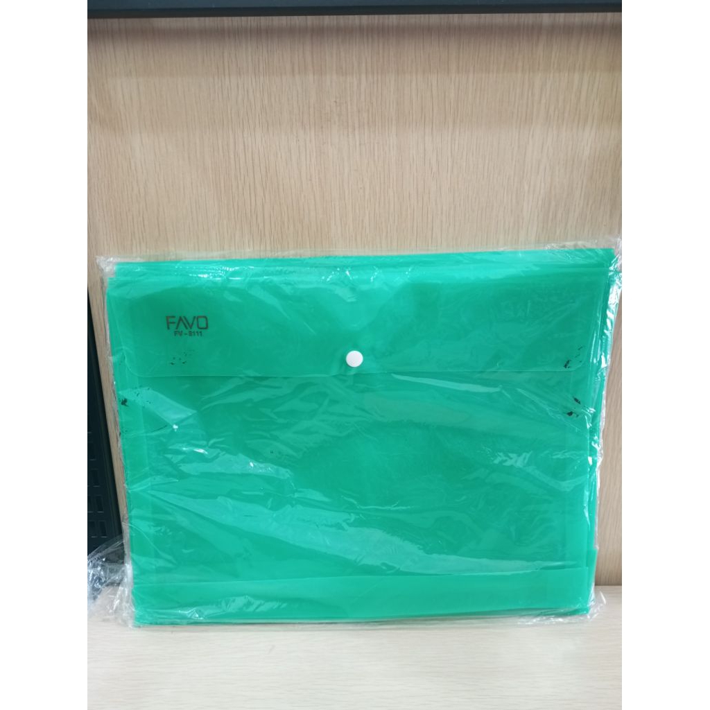 

( 1 PACK) MAP KANCING PLASTIK FAVO ISI 12 PCS