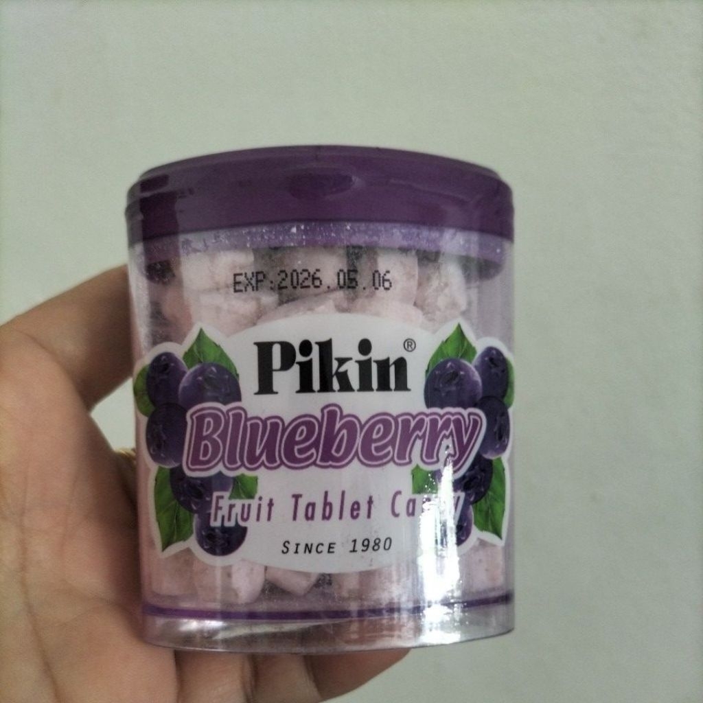 

Permen pikin Blueberry Fruit tablet candy