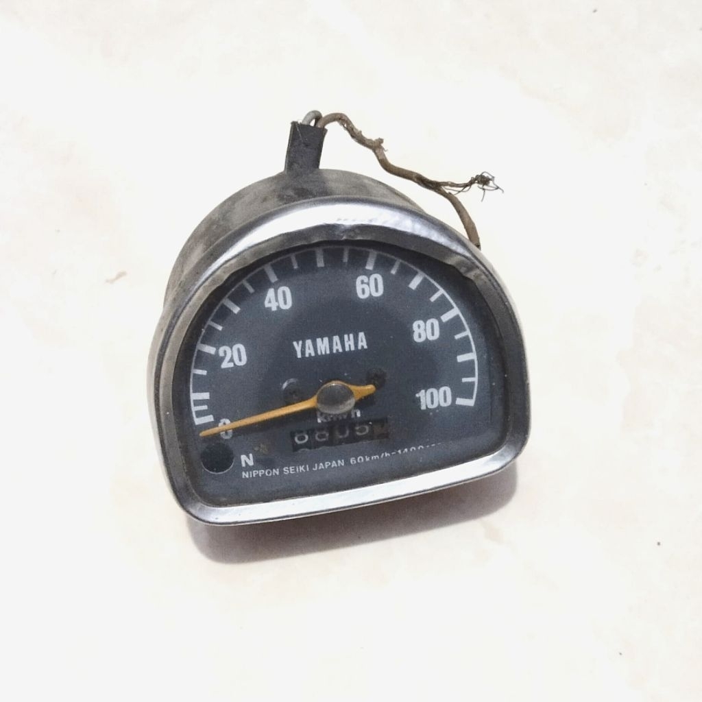 Speedometer Yamaha V75 original bekas