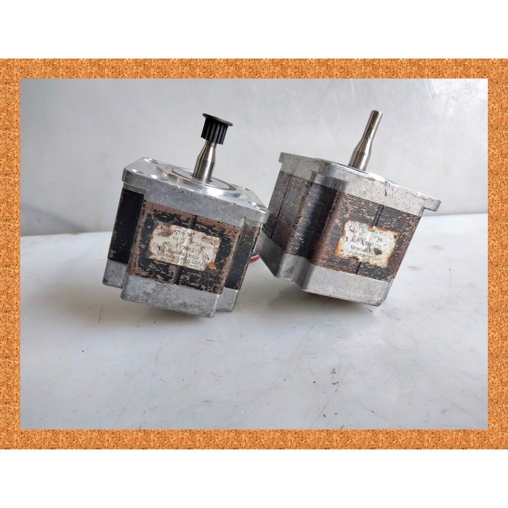 Stepper Motor Nema 23 23KM-K346-P3V 1.1V 1.8A Unipolar