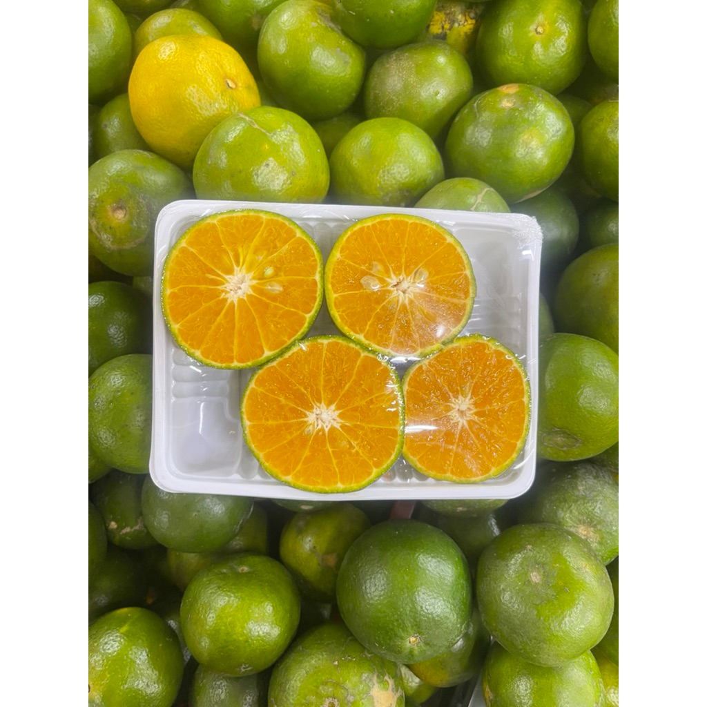 

Promo Jeruk Peras Banyuwangi | Jeruk Siam Peras Banyuwangi 1kg