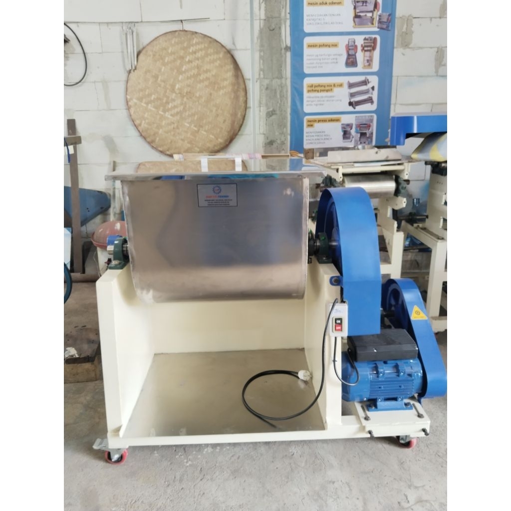 mesin aduk adonan mie kapasitas 25kg