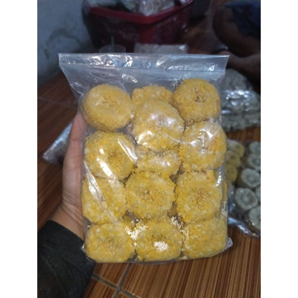 

bakso ayam model donat dikasih panir isi 24