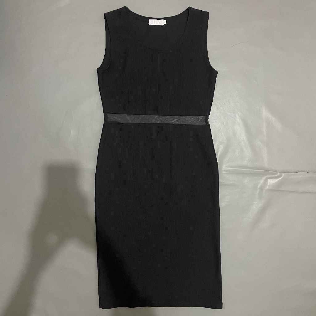 DEWASA C110 (DV ORI, PRELOVED) Dress Tangan Lengan Kutung Leher O Neck Press Fit Body Bentuk Badan S