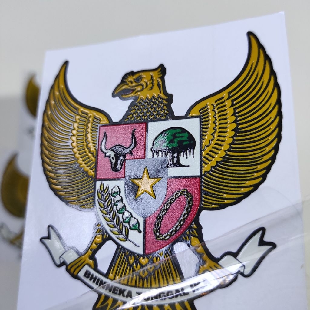 

STIKER TIMBUL UV DTF 3D LOGO GARUDA ISI 1 HUT RI ANTI AIR