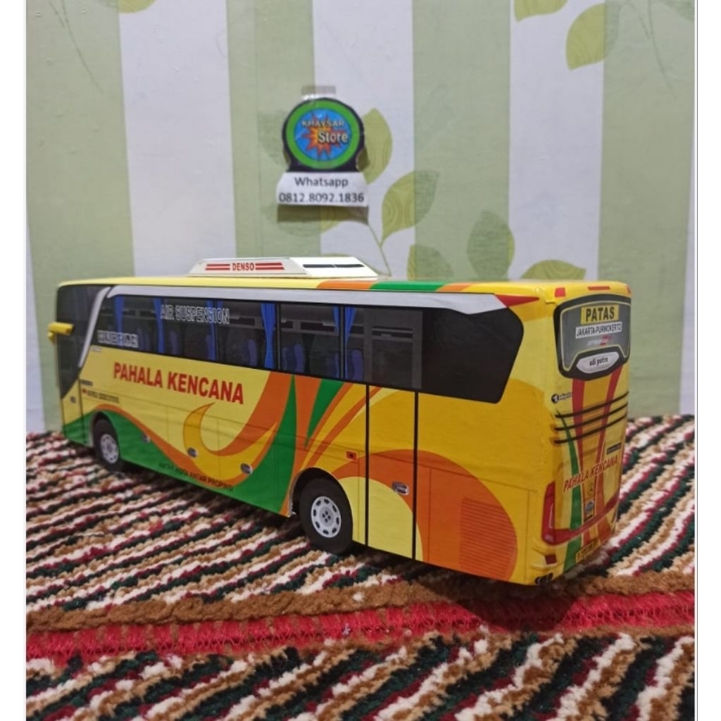 diecast miniatur bus pahala kencana ukuran besar bagasi pintu bisa buka tutup