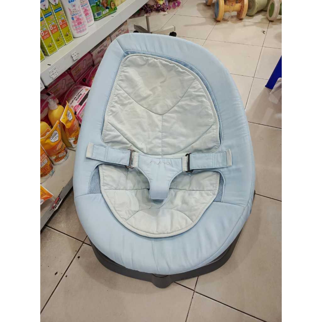 PRELOVED Like New Bouncer Nuna Leaf Blue