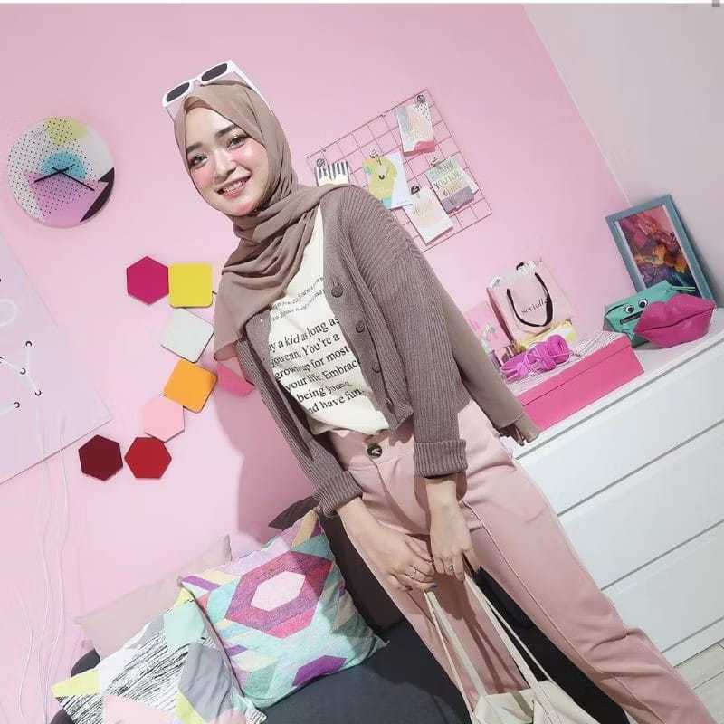 Lizzy - WILLY CARDI CROP BUTTON / Lizzy Cardigan